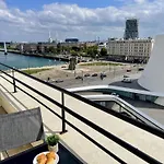 Szálloda Western Arthotel