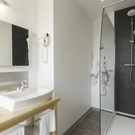 Western Arthotel 3* Le Havre