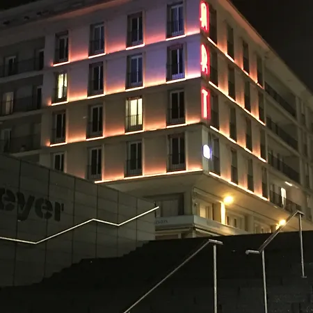 Otel Western Arthotel 3*