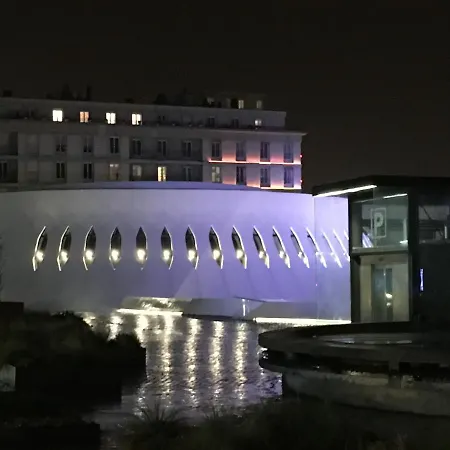 Western Arthotel