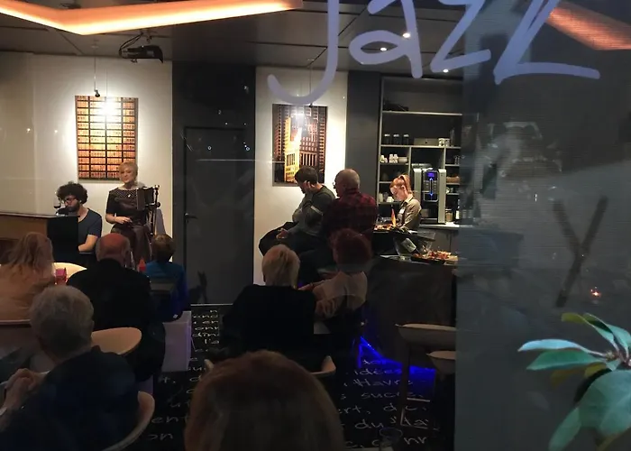 Western Arthotel Hotel 3*